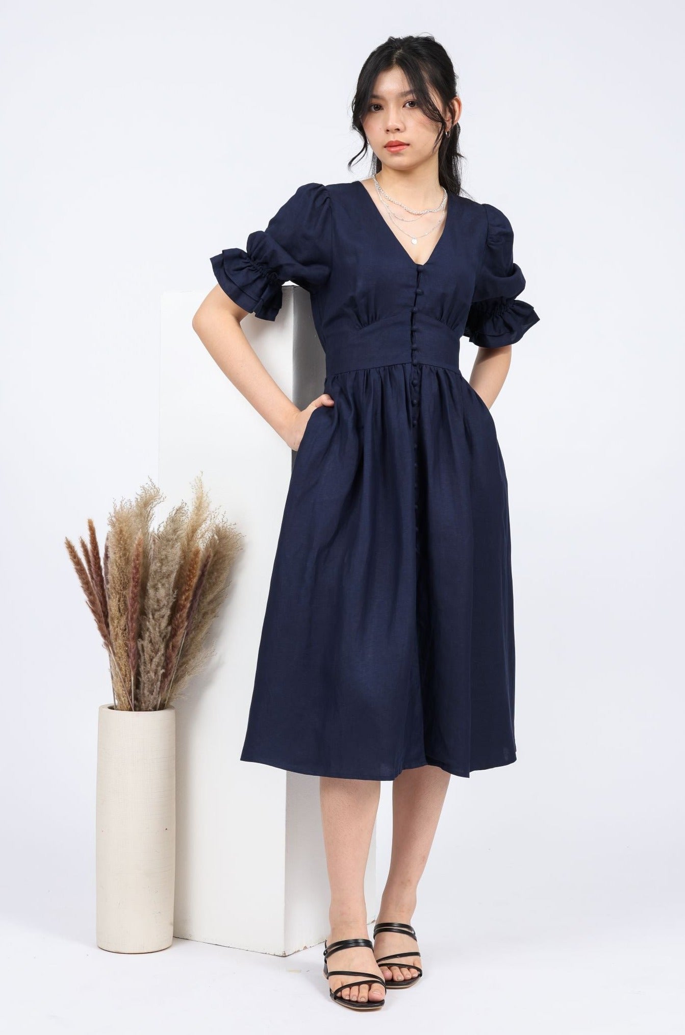 Jolie Linen-blend V-neck Dress in Navy