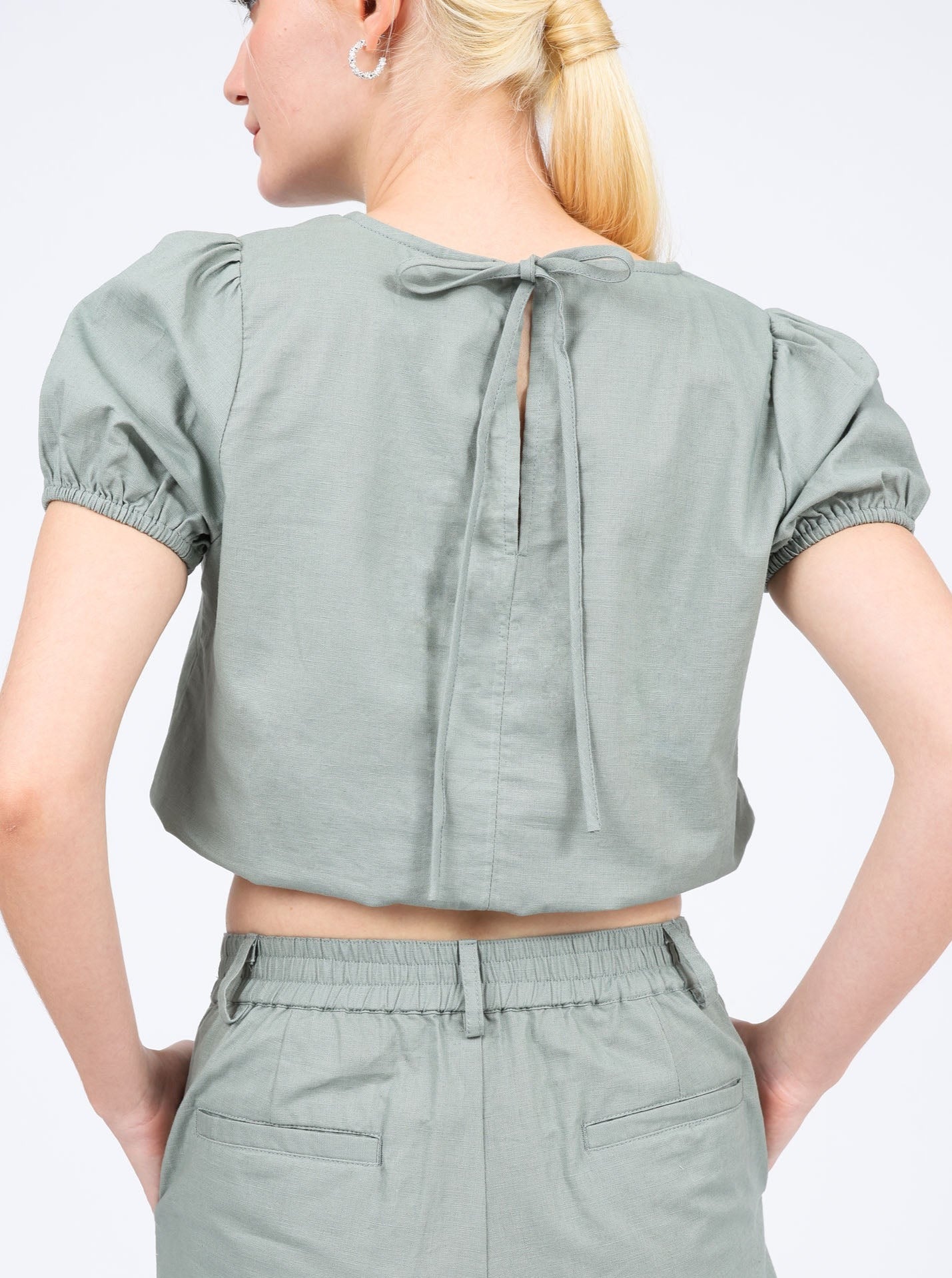 Lucille Linen-blend Puffed Sleeves Crop in Camping Green