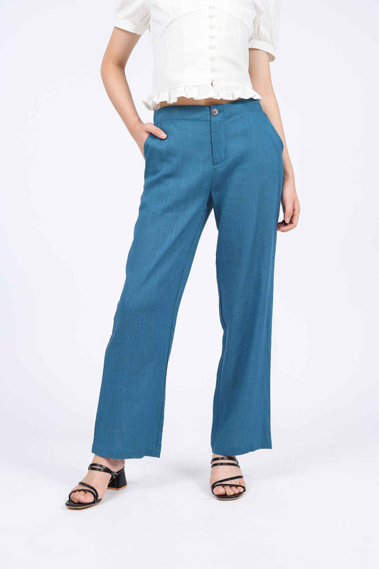 Sara Long Pants in Light Blue